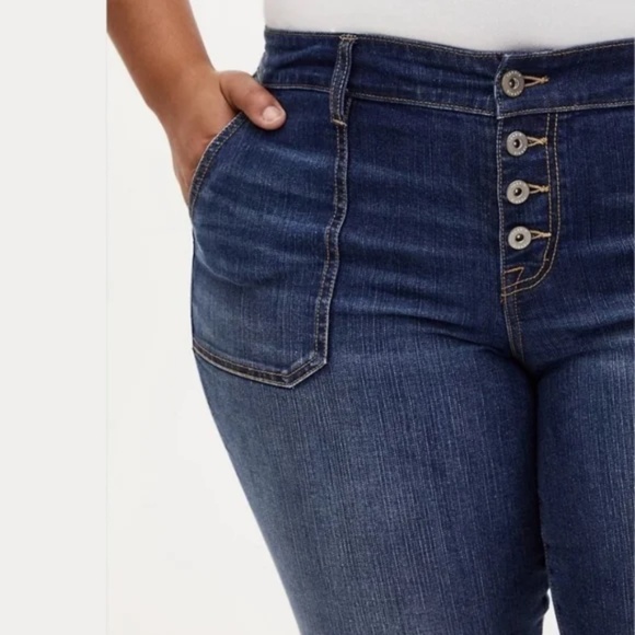 Torrid Button Fly Mid Rise Skinny Jean Size 24S - Picture 1 of 6